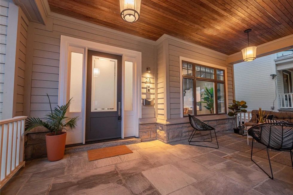 28 balsam avenue toronto e4991629 12 p