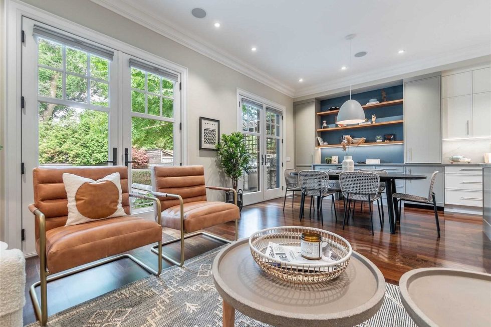 28 balsam avenue toronto e4991629 8 p