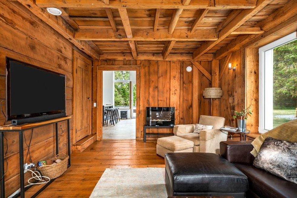 2809 county rd 7 picton on 17