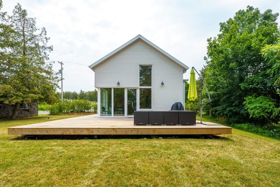 2809 county rd 7 picton on 27