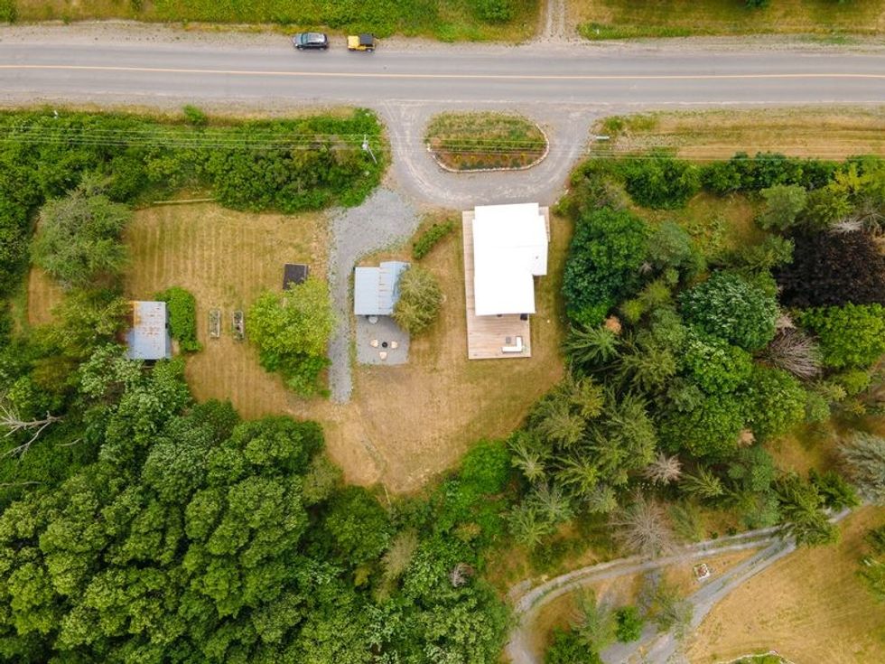 2809 county rd 7 picton on 5