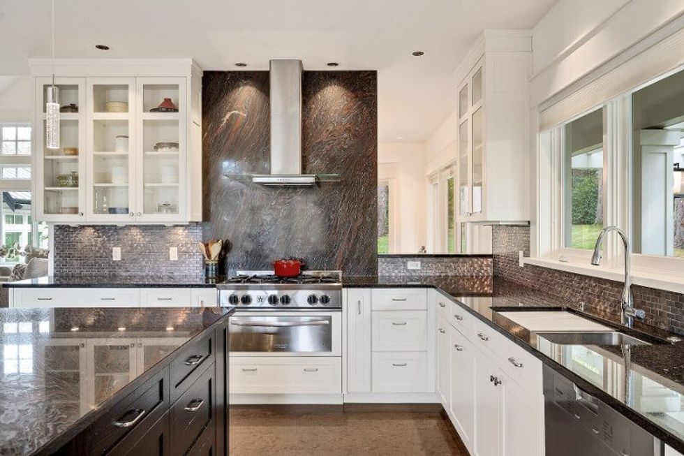 2840 sea view road saanich ten mile point 5