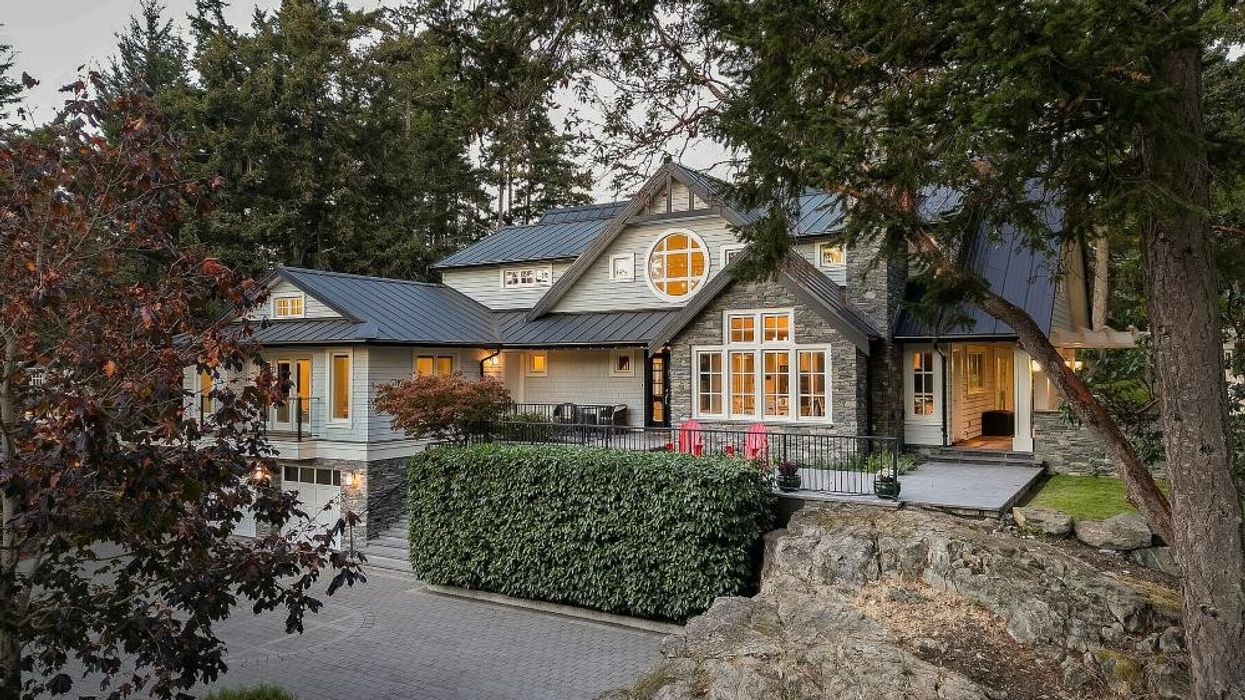 2840 Sea View Road Saanich Ten Mile Point Home For Sale - Sotheby's International Realty