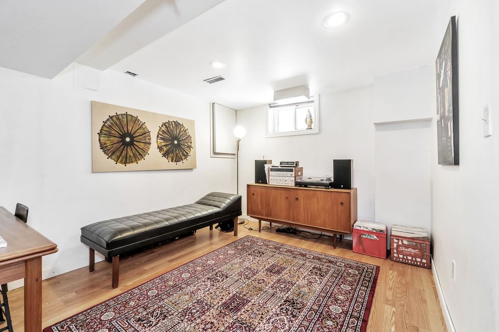 288 maria st myhomeviewer 038