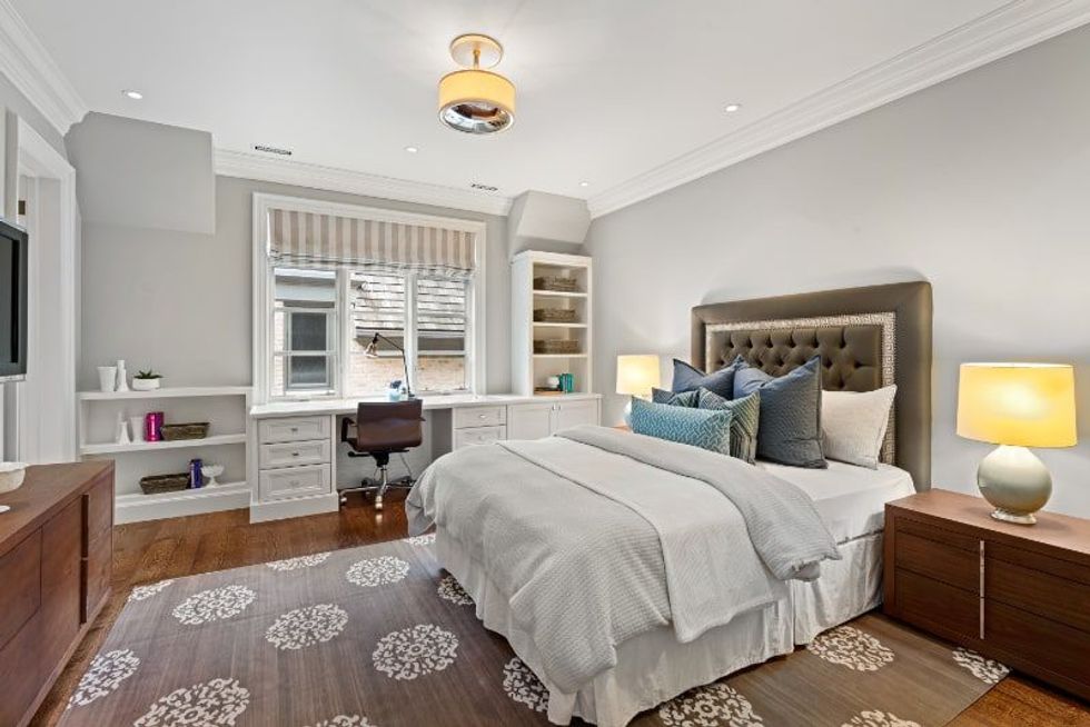 29 bayview wood hq 38 min