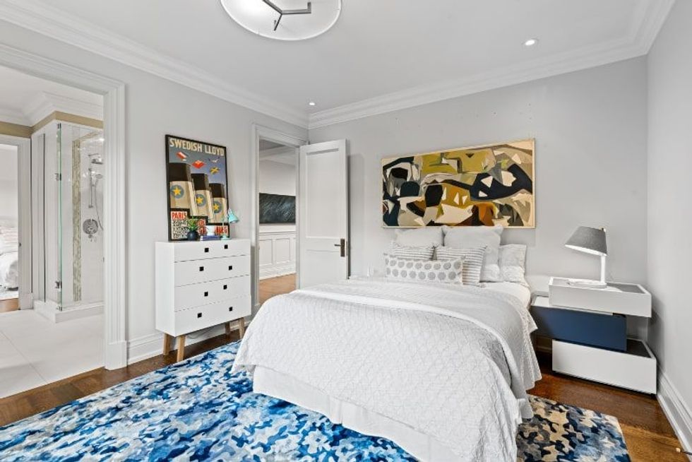 29 bayview wood hq 44 min