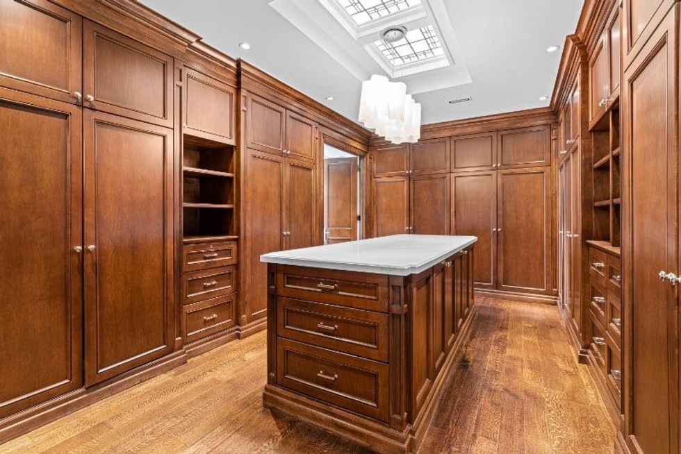 29 bayview wood hq 80 min