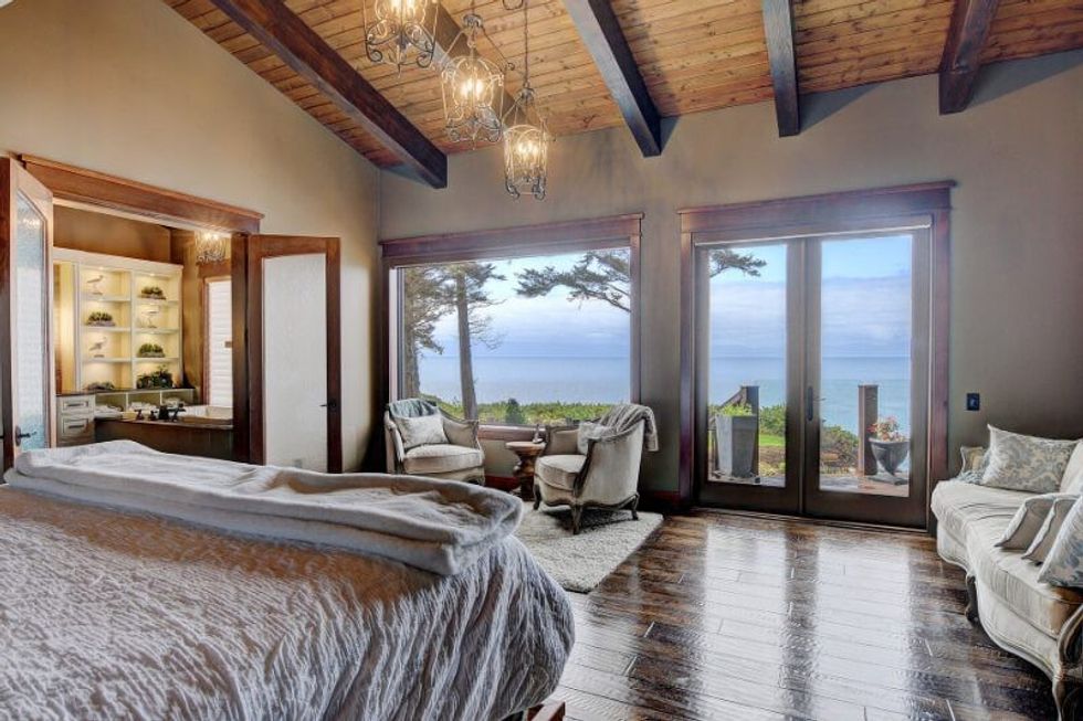 2908 fishboat bay road sooke british columbia 31