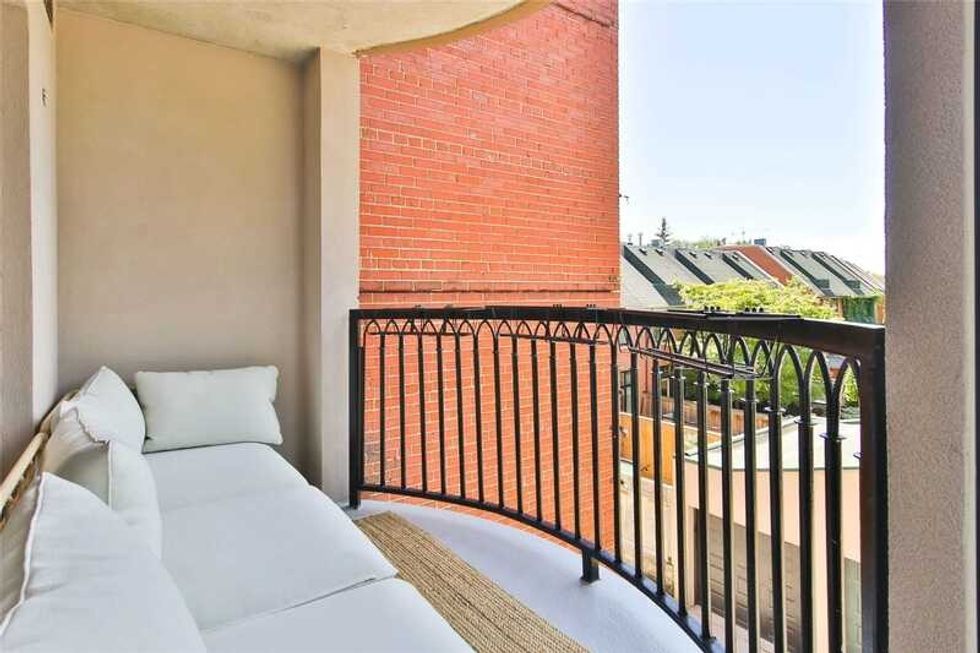 301 1174 yonge street toronto c4879760 18