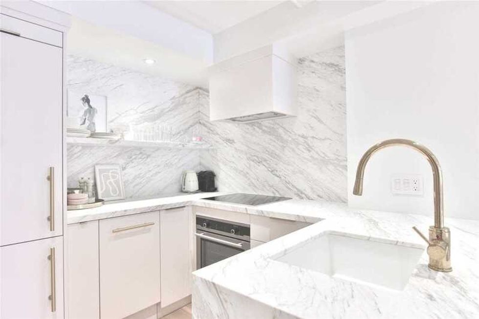 301 1174 yonge street toronto c4879760 4