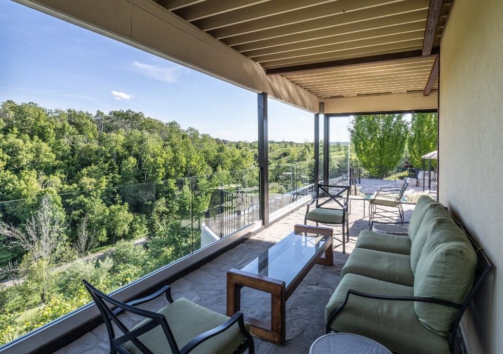 3030 concession rd 3 hr 49