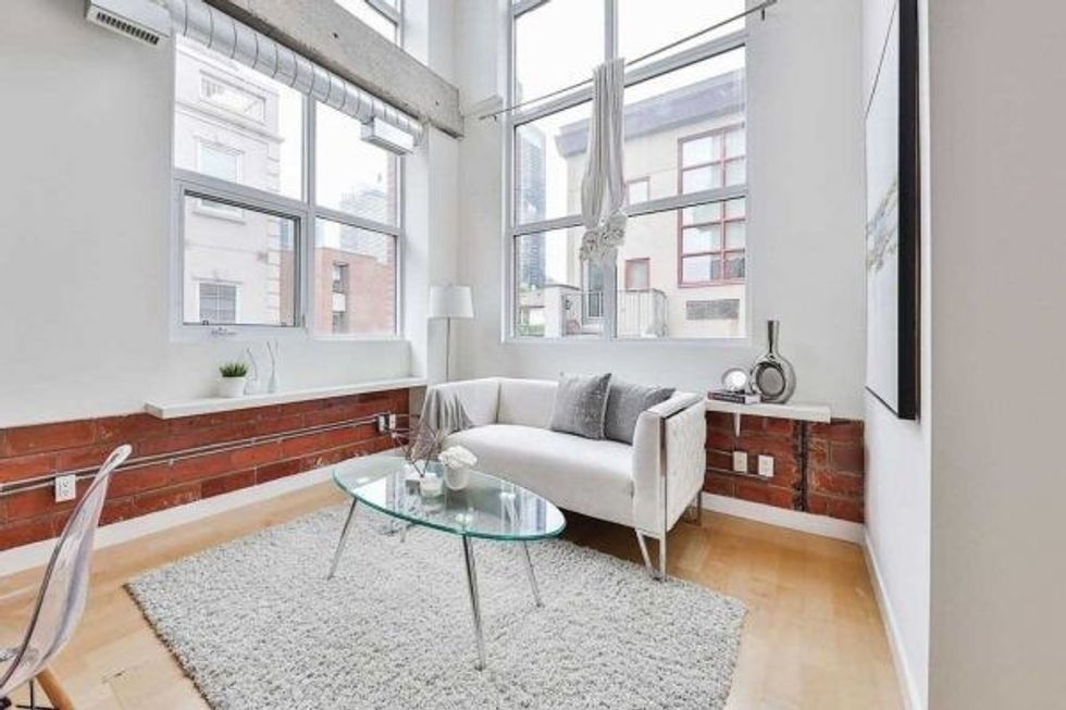 306 10 wellesley place toronto c5328486 15 p e1628100789994