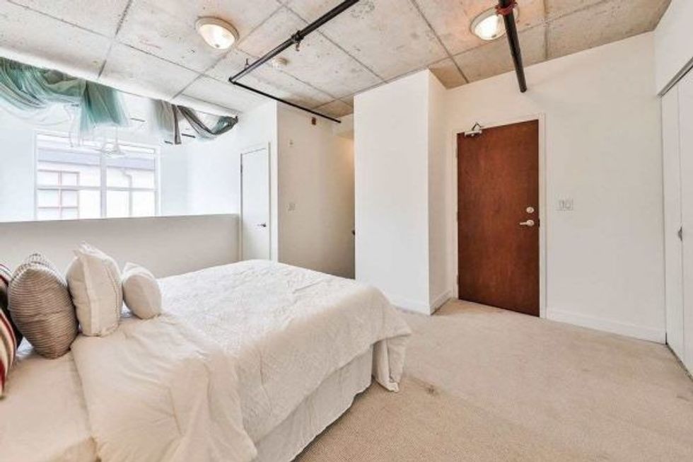 306 10 wellesley place toronto c5328486 28 p e1628101746768