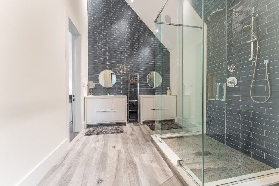 3196 west shore road bath 2 min