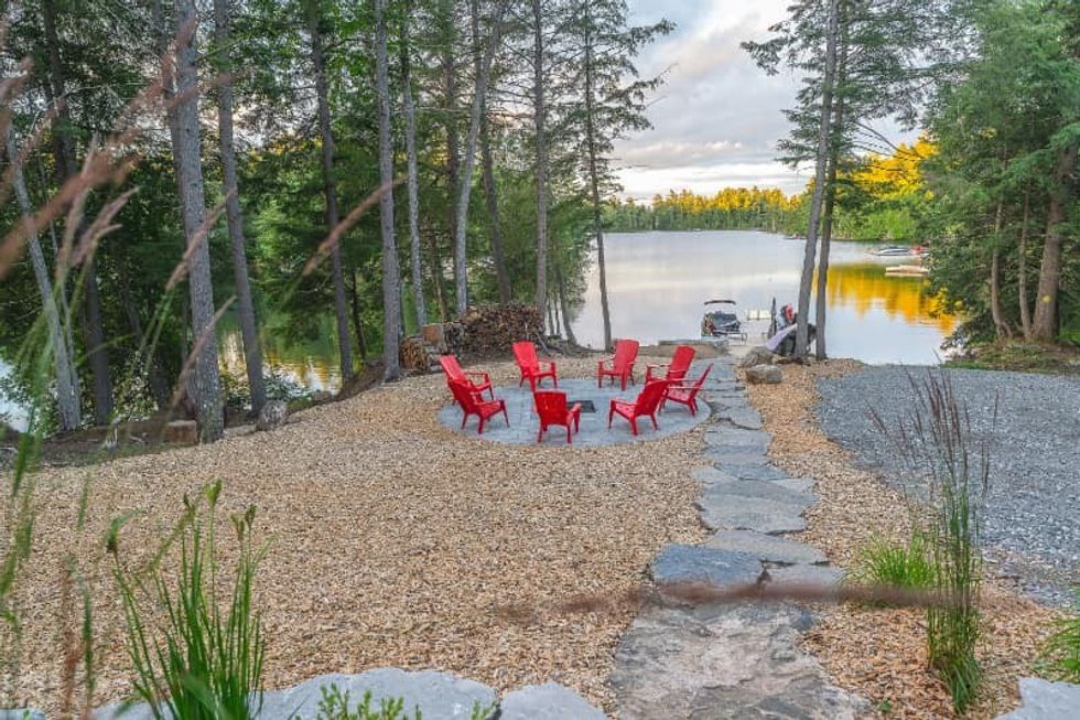 3196 west shore road fireplace min