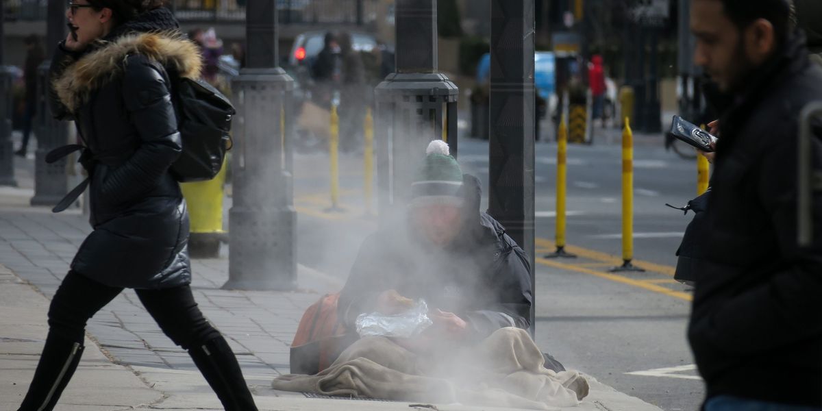 As Snowfall Begins, Toronto Gets Ready To Address Winter Homelessness