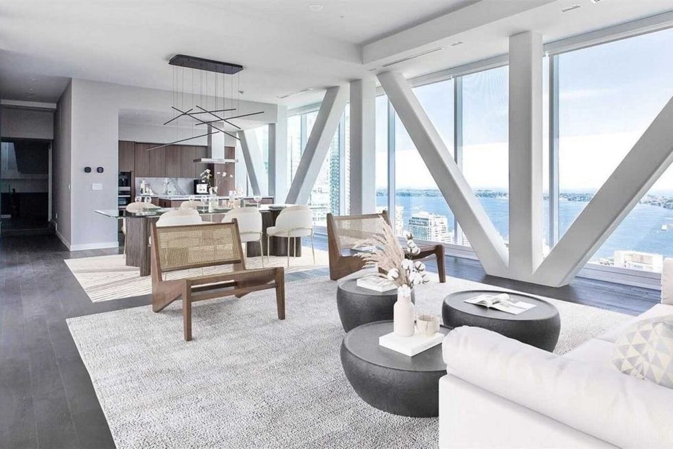 3309 15 iceboat terrace toronto c5905995 3 p 1024x683