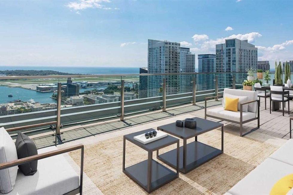 3309 15 iceboat terrace toronto c5905995 5 p 1024x683