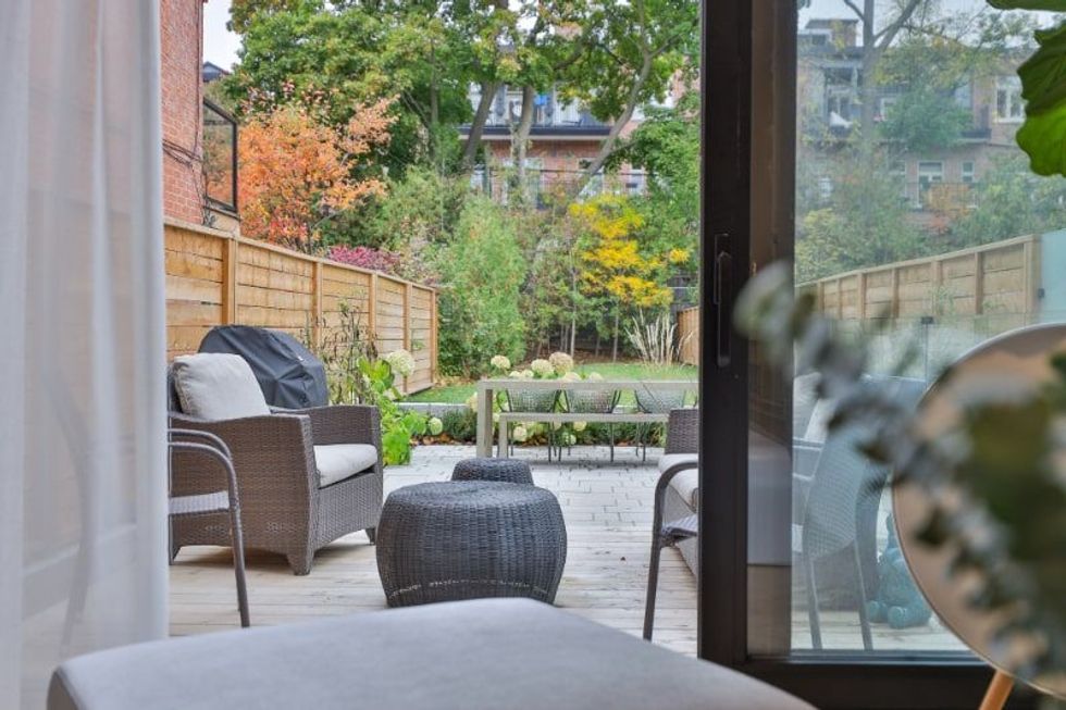 34a sherwood ave backyard 2 min