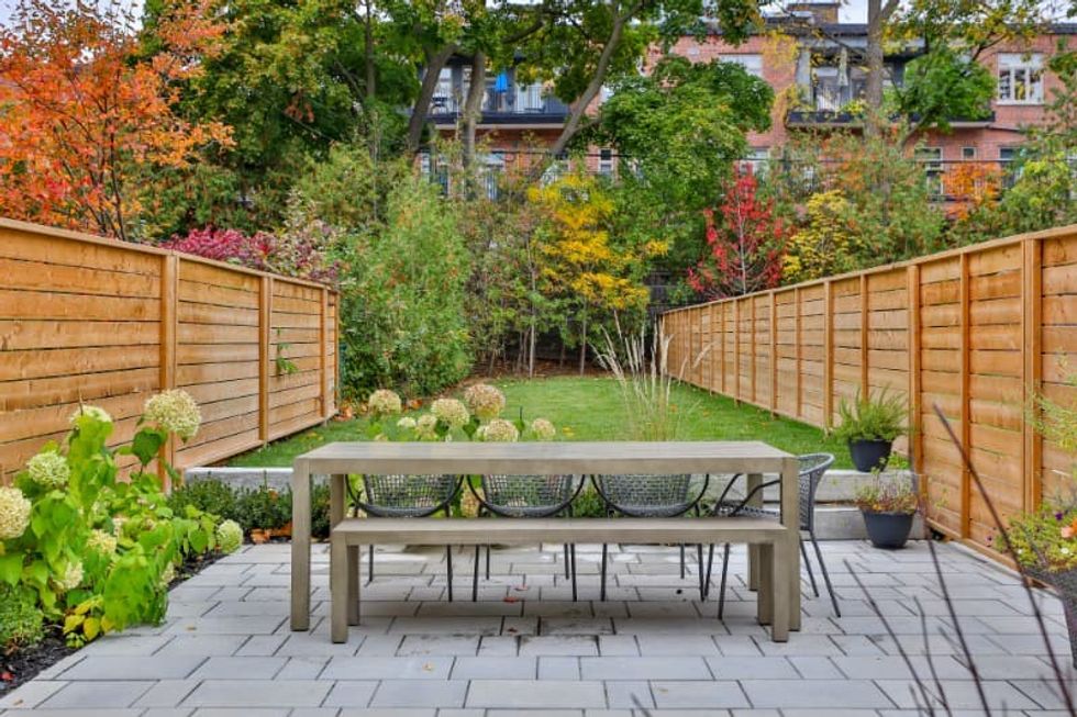 34a sherwood ave backyard 4 min