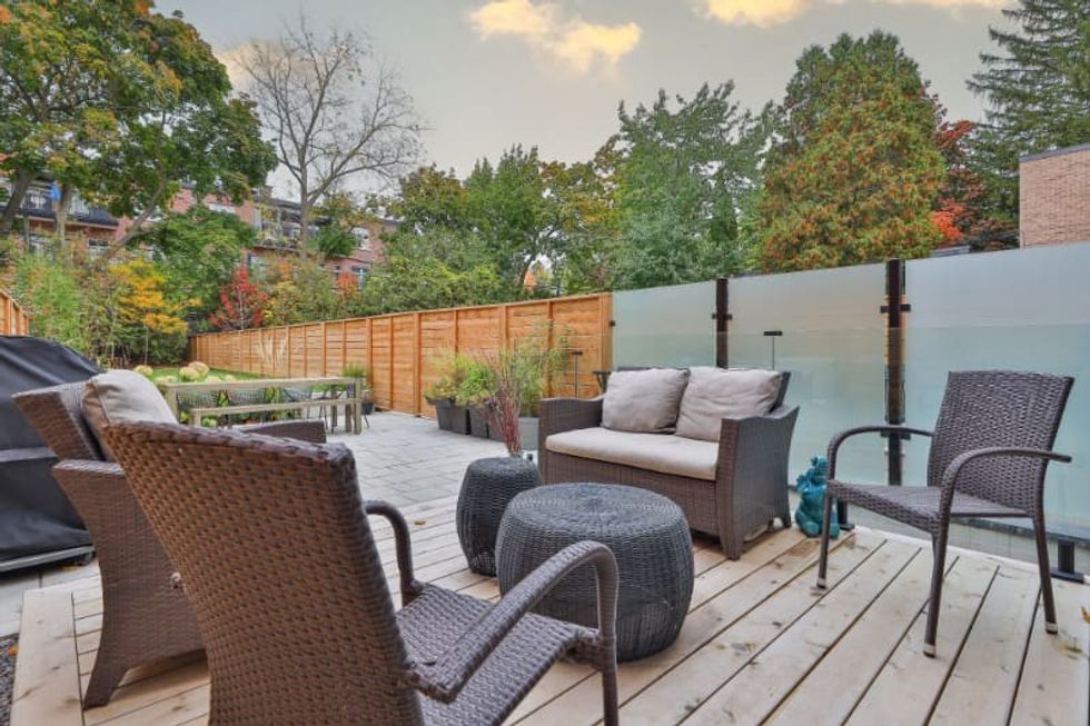 34a sherwood ave backyard min