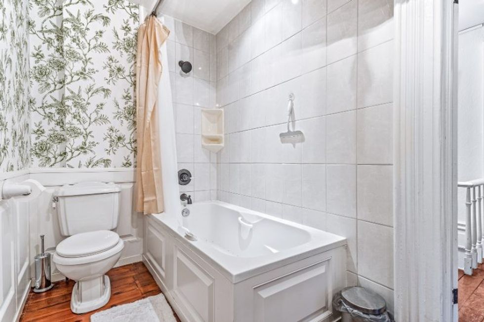 35 79 king st pec on