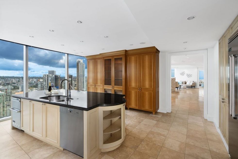 3603 938 nelson street 5277 1024x682