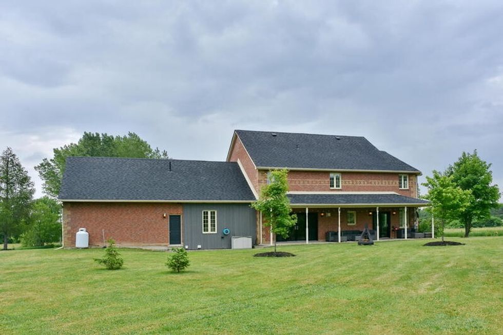 3650 county rd 42 glencairn on large 100 024 exterior 1500x1000 72dpi