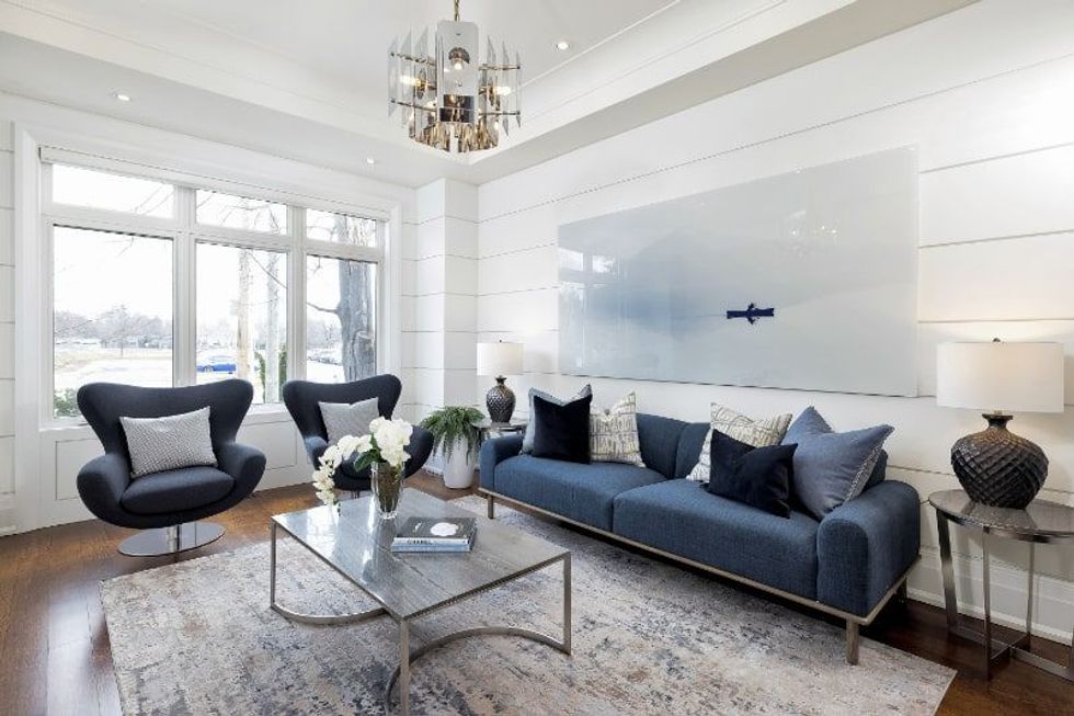 40 princess margaret living room 2 min
