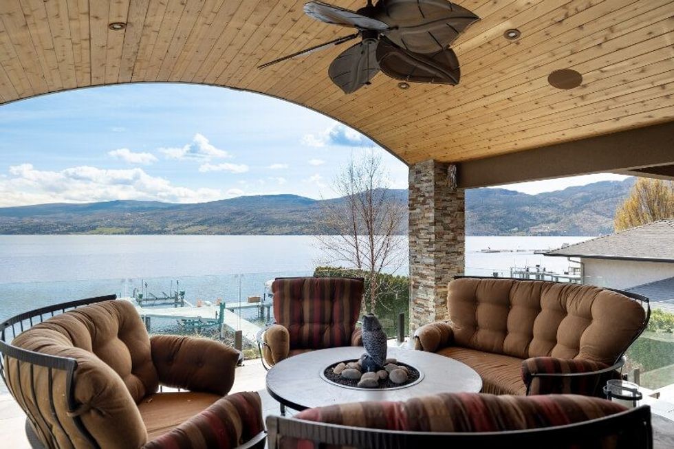 4165 gellatly road west kelowna okanagan lake home 13