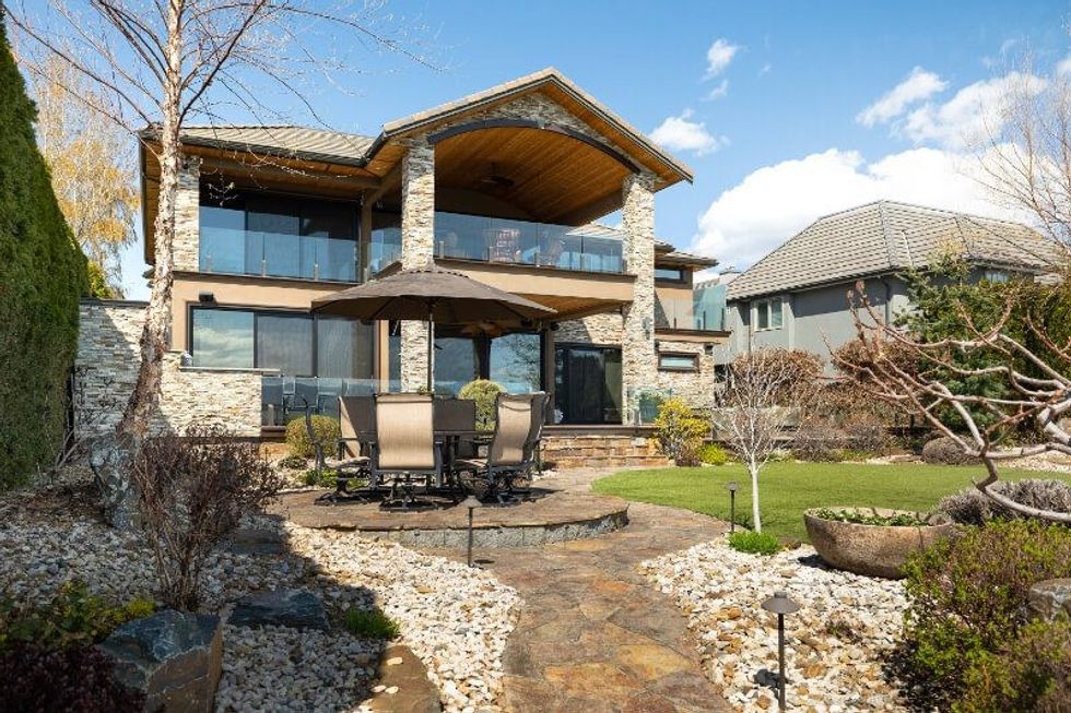 4165 gellatly road west kelowna okanagan lake home 20