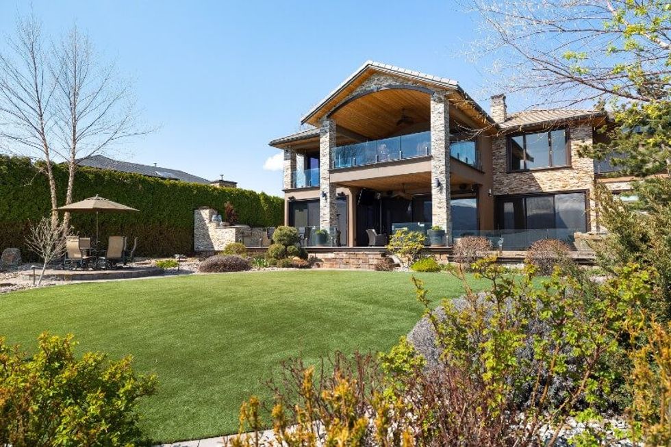 4165 gellatly road west kelowna okanagan lake home 21