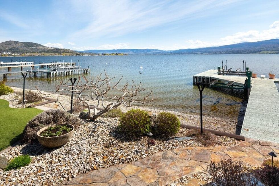 4165 gellatly road west kelowna okanagan lake home 23