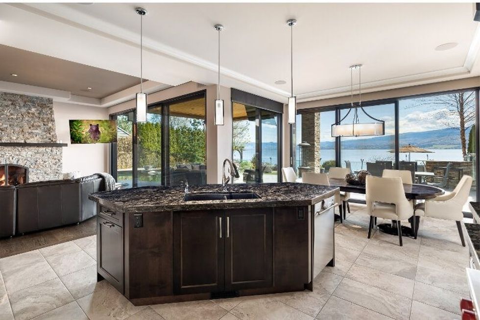 4165 gellatly road west kelowna okanagan lake home 6