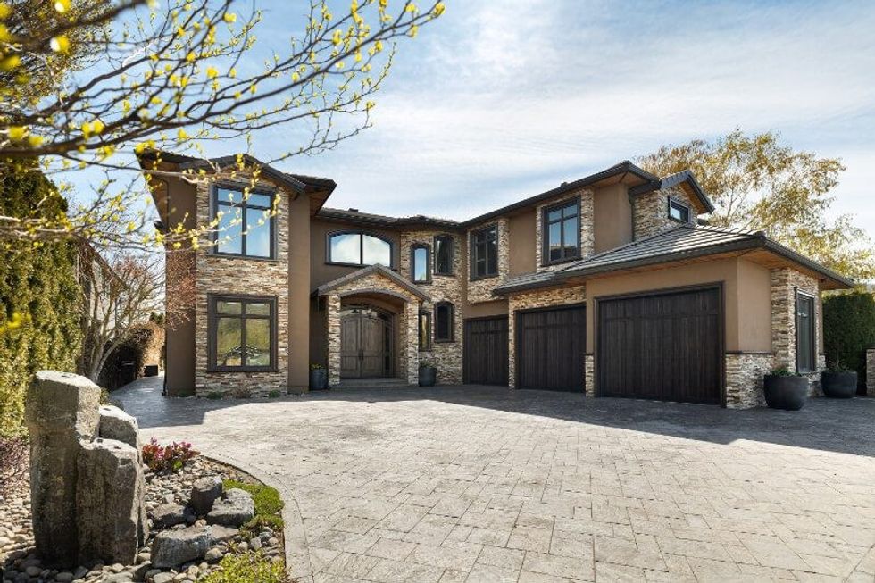 4165 gellatly road west kelowna okanagan lake home