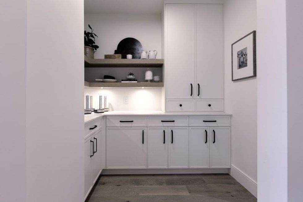 4266 ladd court kitchen 3 min