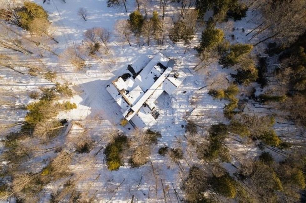 4390 anderson street ariel 1