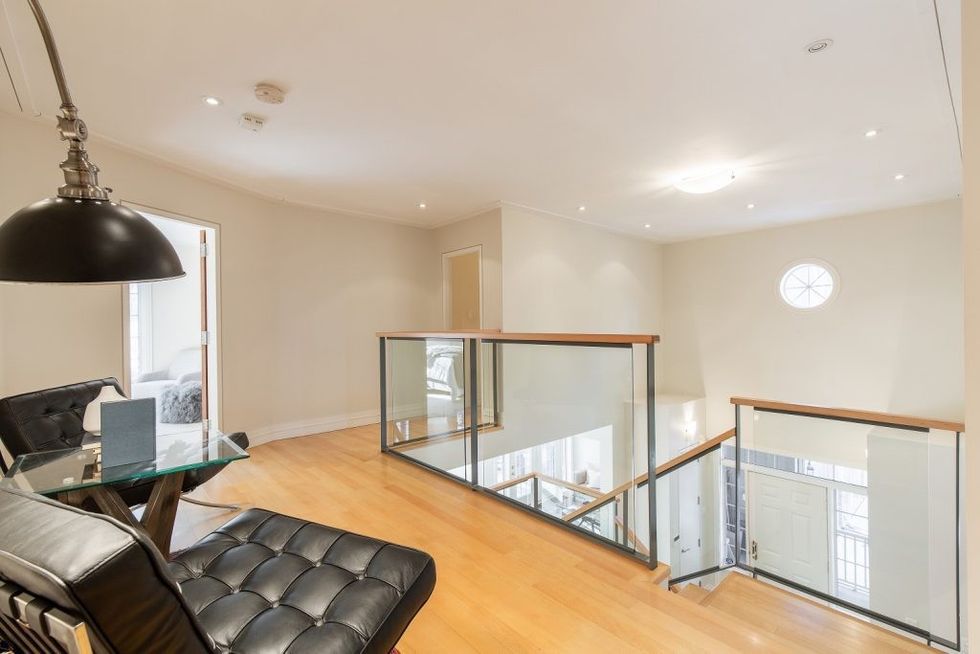 44029356print 1024x683