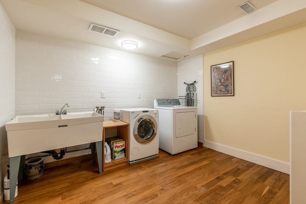 44029370print 1024x683