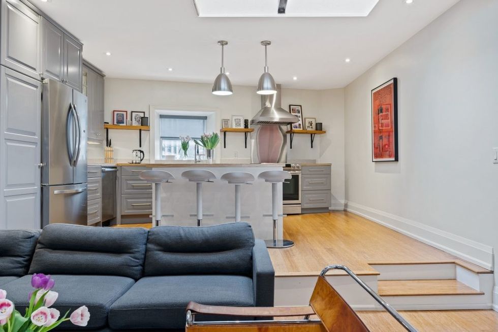 44208241print 1024x683