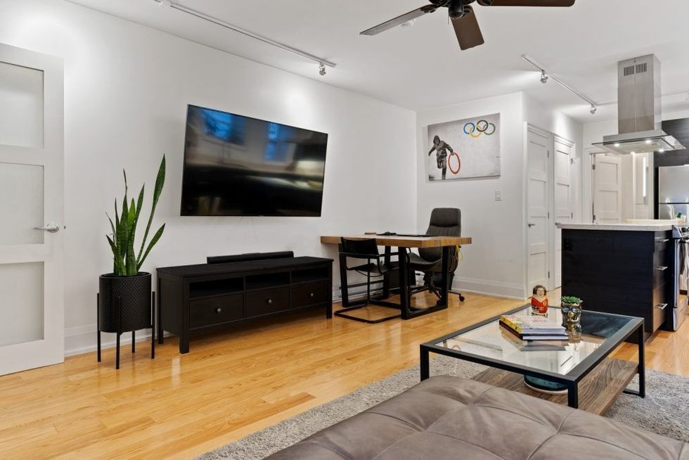 44208245print 1024x683