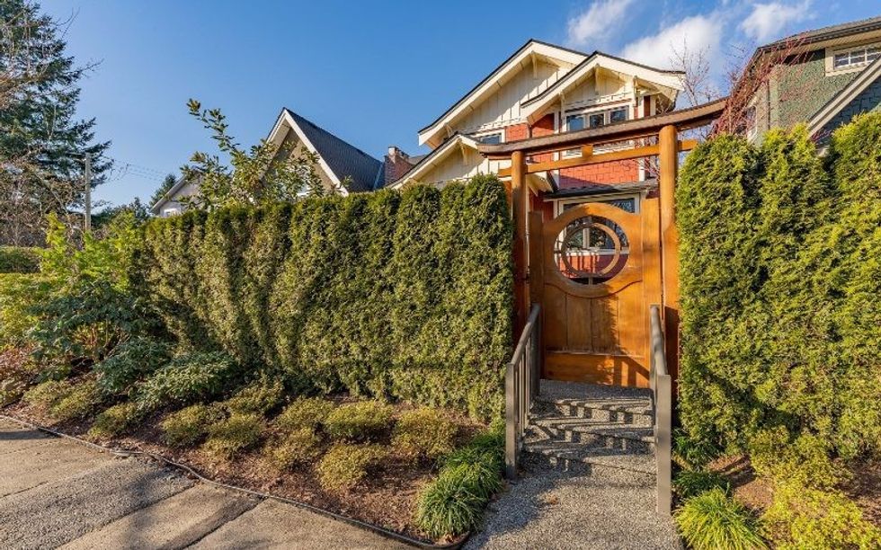 44719743print edited