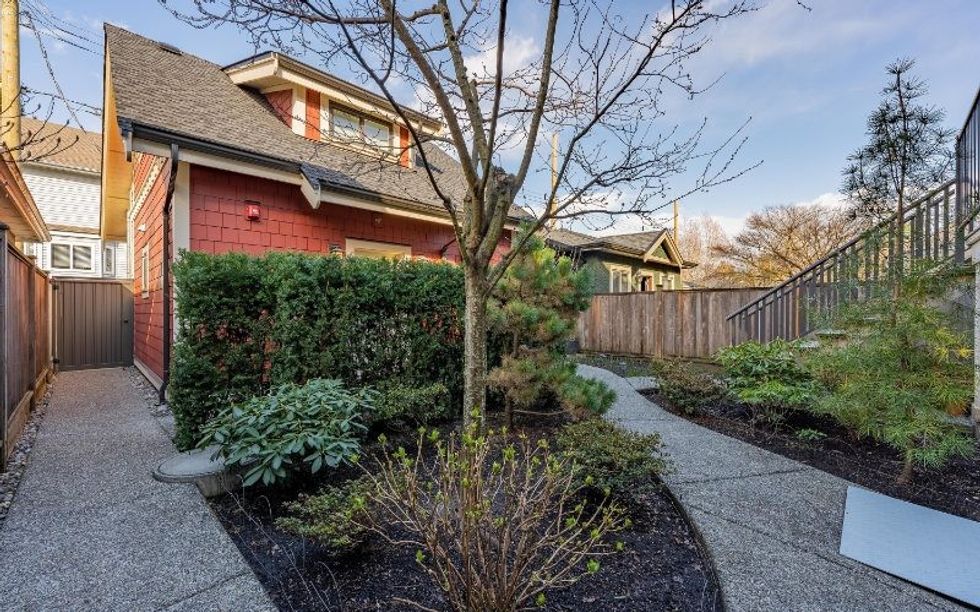 44719745print edited