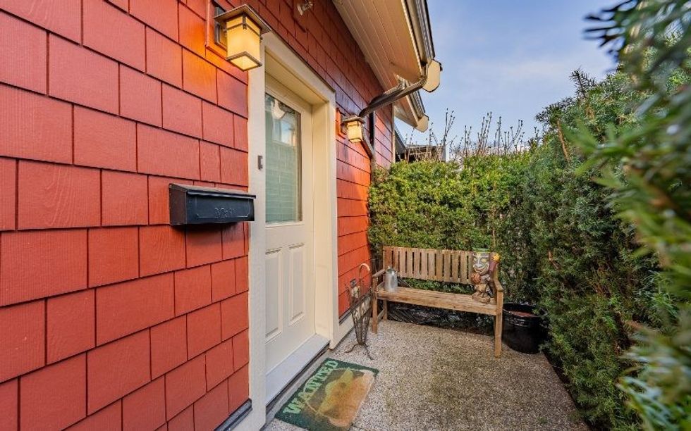 44719747print edited