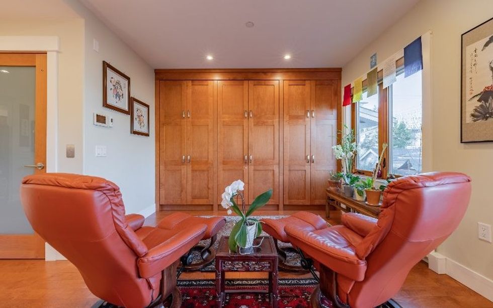 44719761print edited