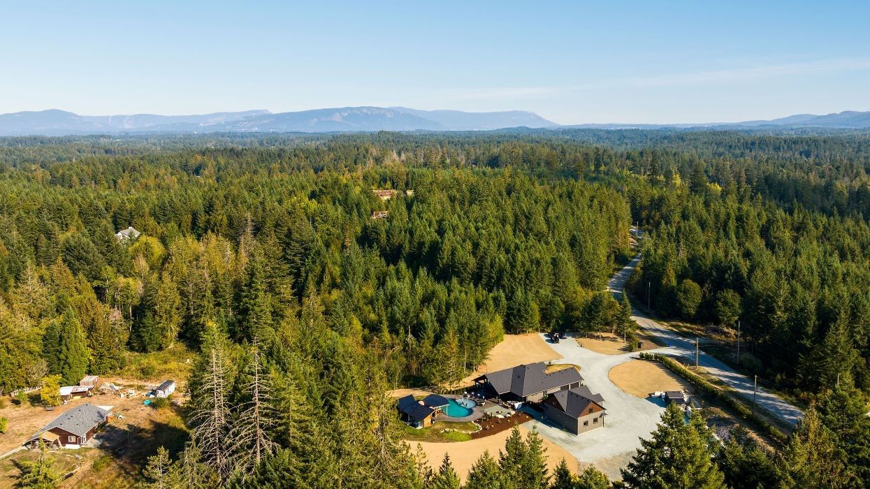 4725 Appaloosa Way in Duncan, British Columbia.