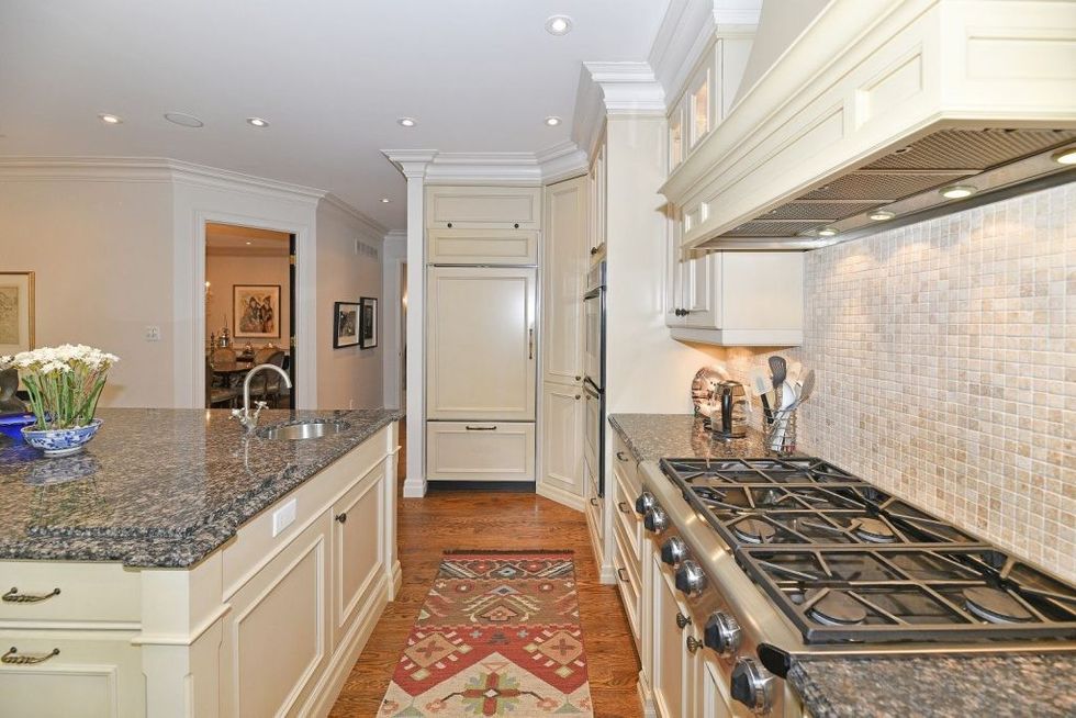 49208876print 1024x683