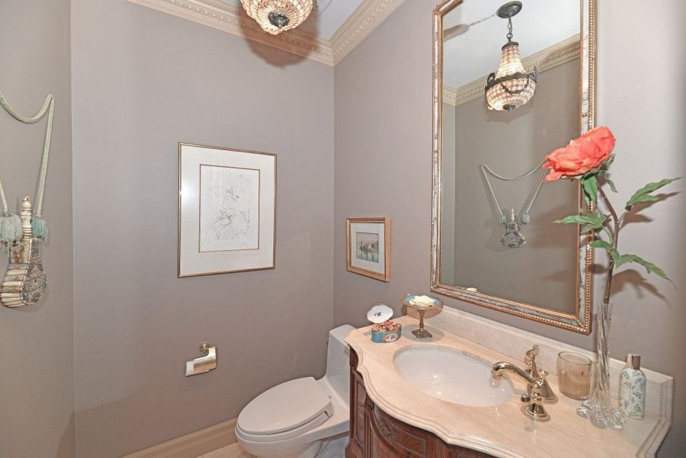 49208878print 1024x683