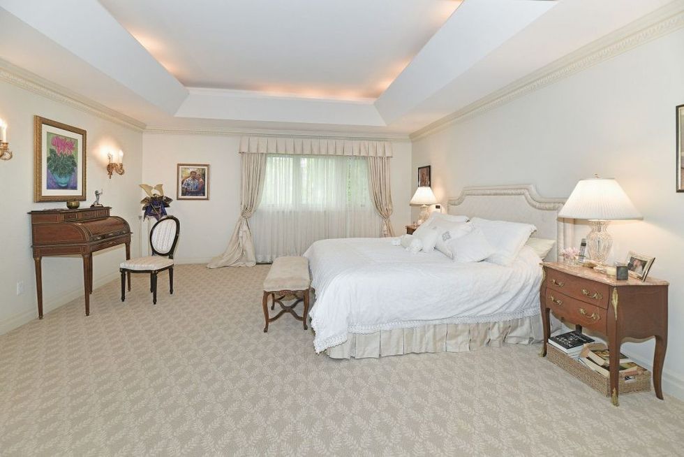 49208880print 1024x683