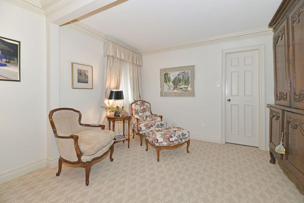 49208883print 1024x683